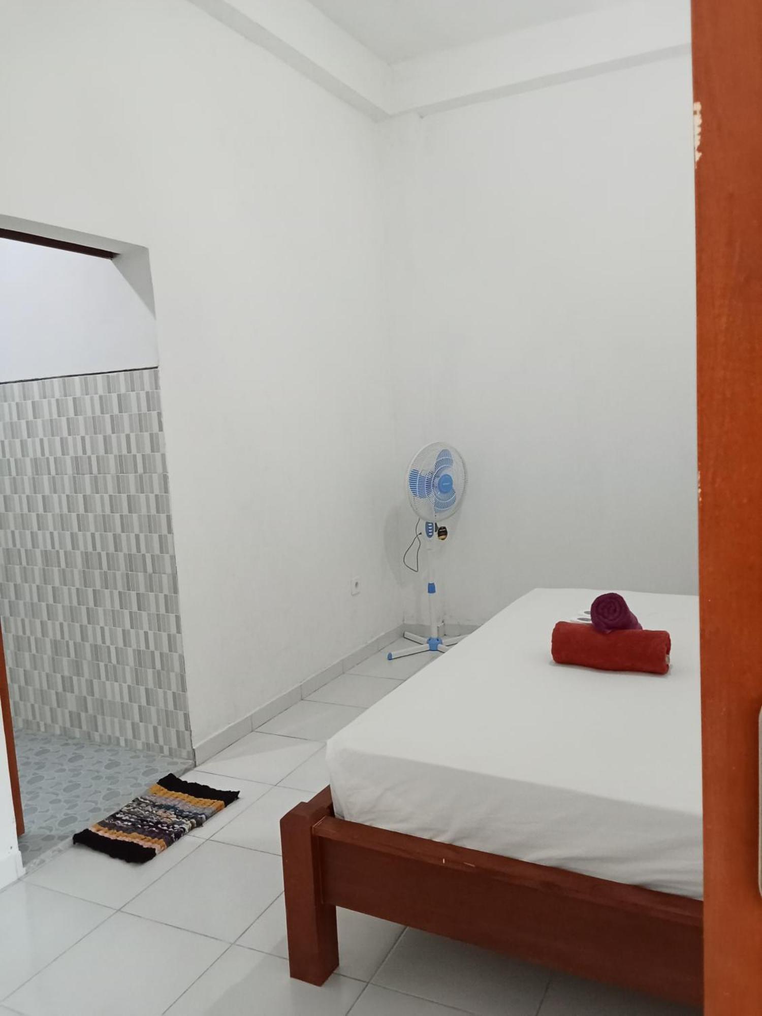 Komang Homestay アメッド エクステリア 写真