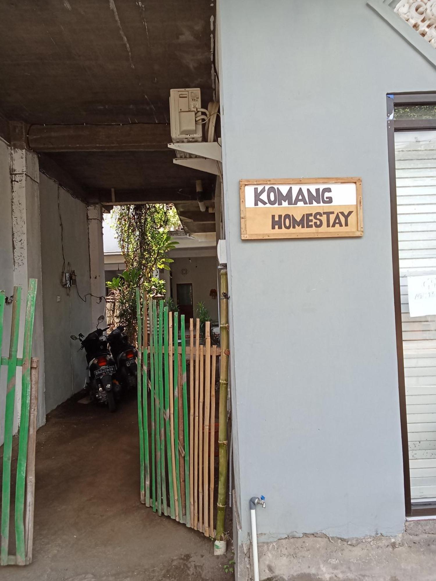 Komang Homestay アメッド エクステリア 写真
