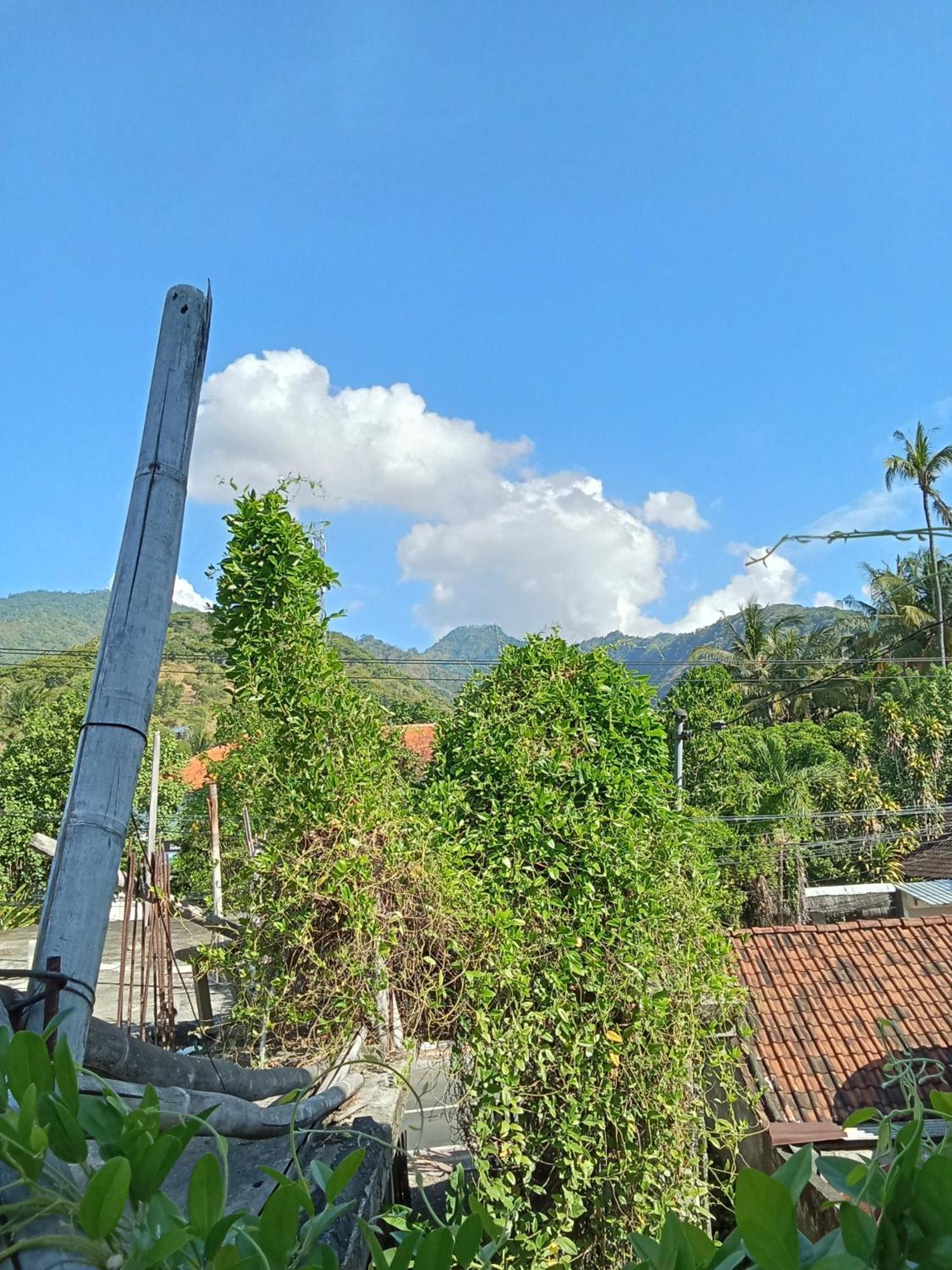 Komang Homestay アメッド エクステリア 写真